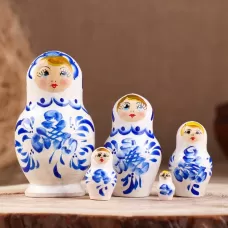 Матрёшка дерево «Гжель», белое платье, 5 кукольная, 10 см Матрёшка дерево «Гжель», белое платье, 5 кукольная, 10 см
