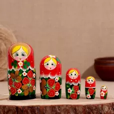 Матрёшка дерево «Весела», красная голова, низ чёрный, 5-кукольная, 14 см Матрёшка дерево «Весела», красная голова, низ чёрный, 5-кукольная, 14 см
